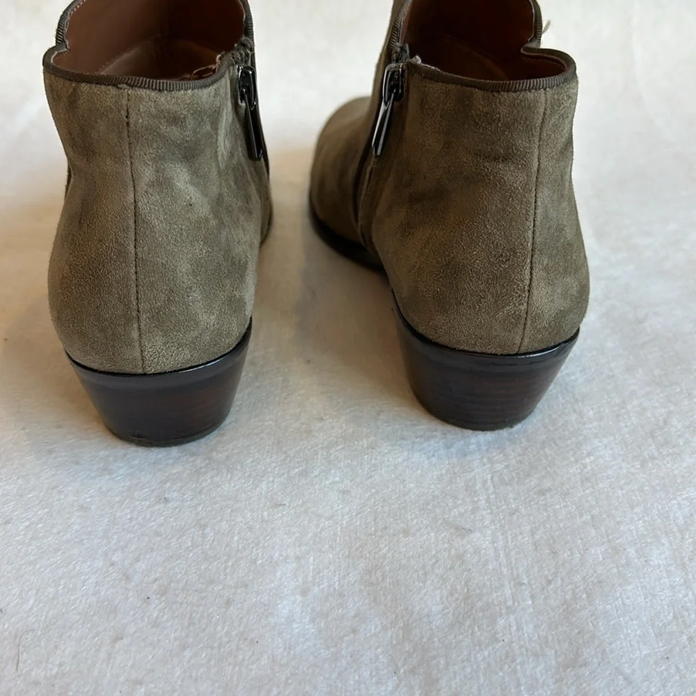 Sam Edelman Leather Suede Ankle Booties in Olive Green/ Gray size 8